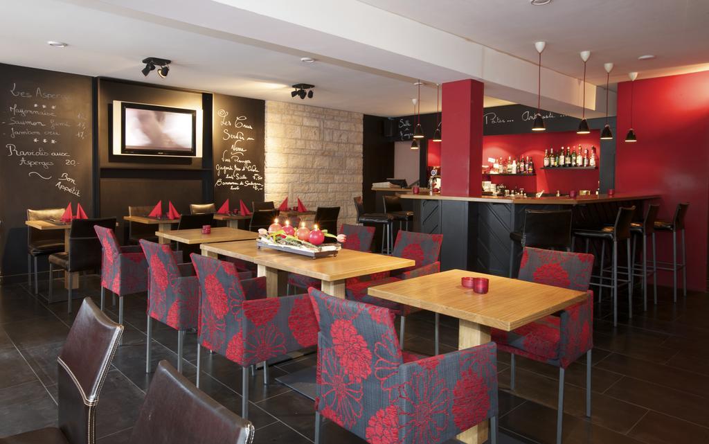 Hotel-Restaurant Le Lion D'Or Porrentruy Esterno foto